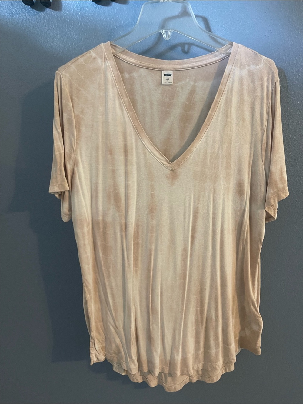 Old Navy Beige Tie-Dye V-Neck Short Sleeve Tee